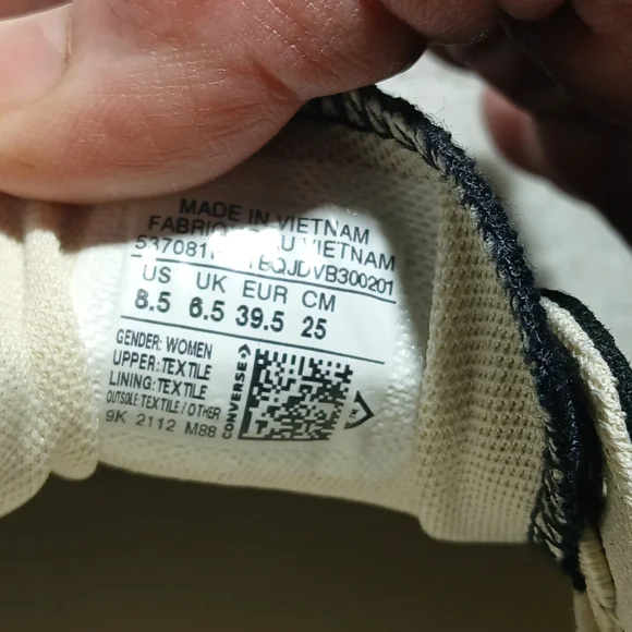 Converse Navy and White Low Top Sneakers - Picture 4 of 4